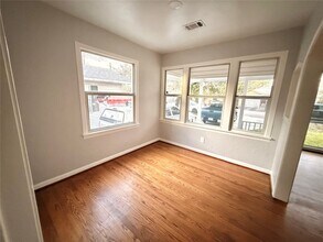 914 Bunton St in Houston, TX - Building Photo - Building Photo
