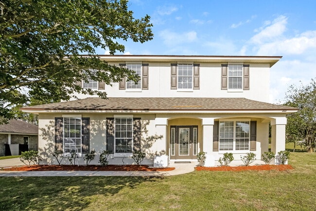 property at 731 E Red House Branch Rd