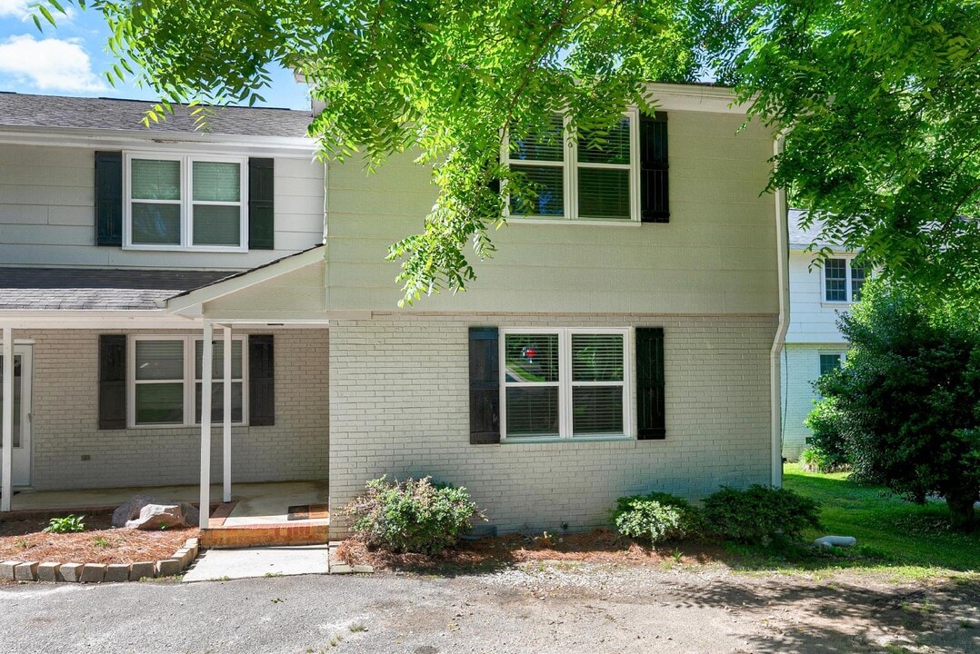 226 Waldo St in Cary, NC - Building Photo