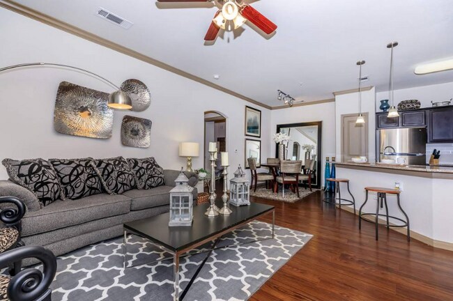 22870 Hwy 105 W-Unit -4832A in Montgomery, TX - Building Photo - Building Photo