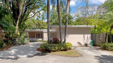 4161 Ventura Ave in Miami, FL - Building Photo - Building Photo