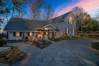 1348 Misty Ln in Gilbert, SC - Building Photo - Building Photo
