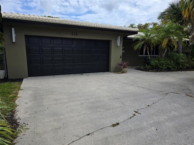 property at 425 NW 24th St
