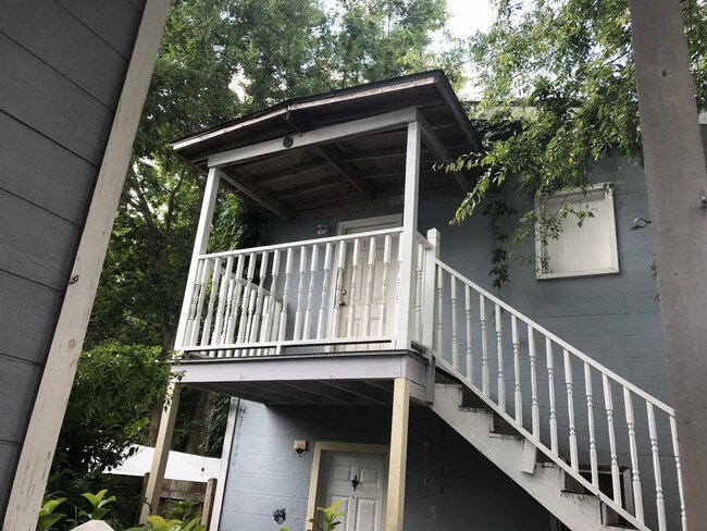 614 E Duffy Ln-Unit -B in Savannah, GA - Building Photo - Building Photo