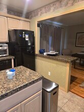 8618 Baltimore Dr, Unit 102 in Dallas, TX - Foto de edificio - Building Photo