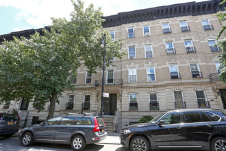 387 Clinton St in Brooklyn, NY - Building Photo - Building Photo