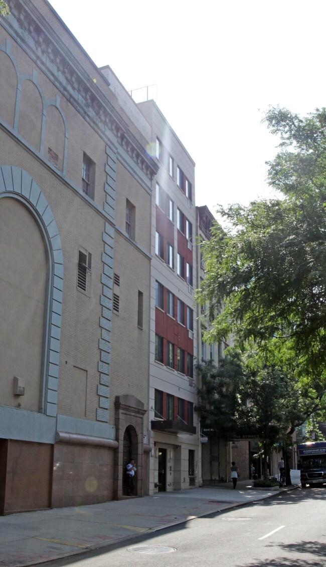 53rd Street Residences in New York, NY - Building Photo - Building Photo