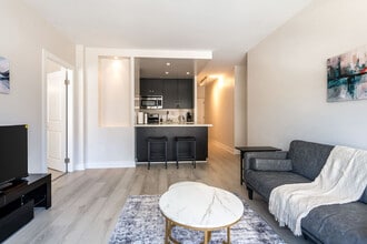 899 Pine St, Unit SI FL2-ID1338731P in San Francisco, CA - Building Photo - Building Photo