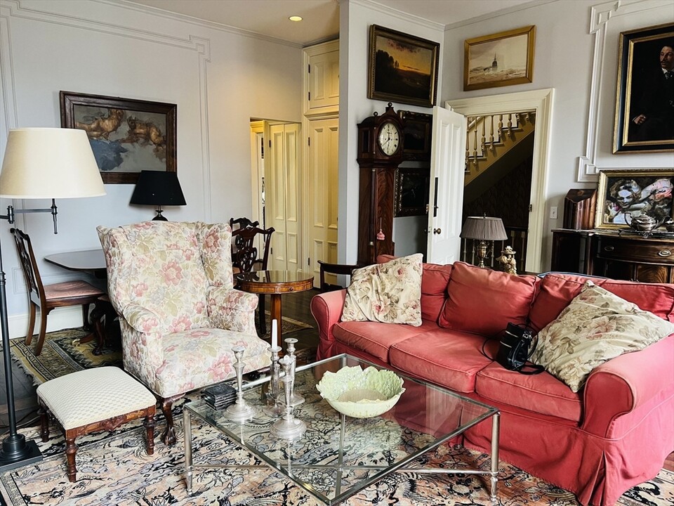 3 Fairfield St, Unit 6-7 in Boston, MA - Building Photo