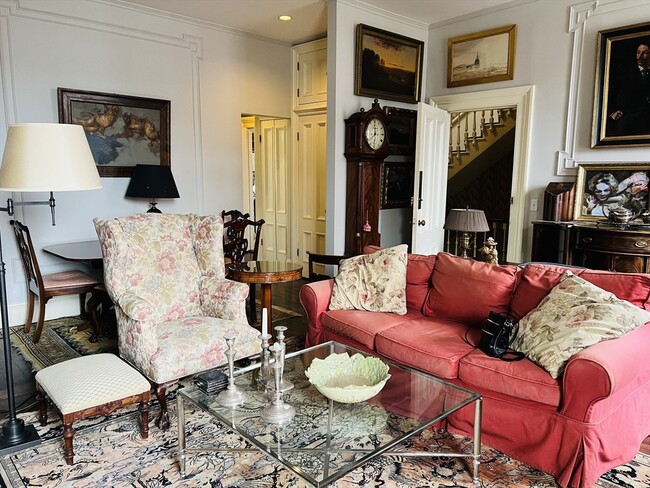 property at 3 Fairfield St