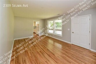 2309 Selma Ave in Nashville, TN - Building Photo - Building Photo