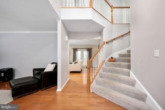 13731 Bridlewood Dr in Gainesville, VA - Building Photo - Building Photo