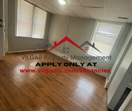 658 Connecticut St, Unit Bottom (Basement) in Gary, IN - Building Photo - Building Photo