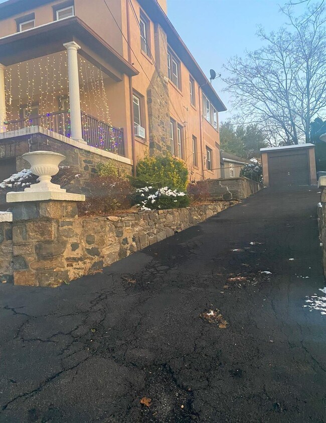 78 Park Ave-Unit -2 in White Plains, NY - Building Photo - Building Photo