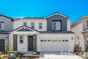 2574 Gold Brk St in Lincoln, CA - Building Photo