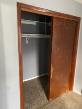 2637 Stillwater Rd E in Maplewood, MN - Building Photo - Building Photo
