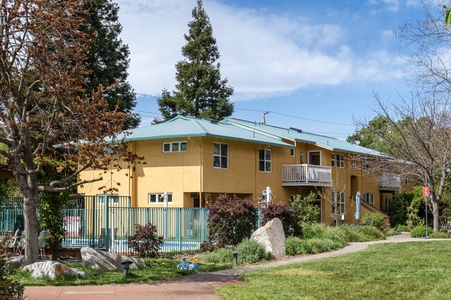 Pleasant Hill Cohousing in Concord, CA - Building Photo - Building Photo