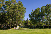 Cupertino Park Center in Cupertino, CA - Foto de edificio - Building Photo