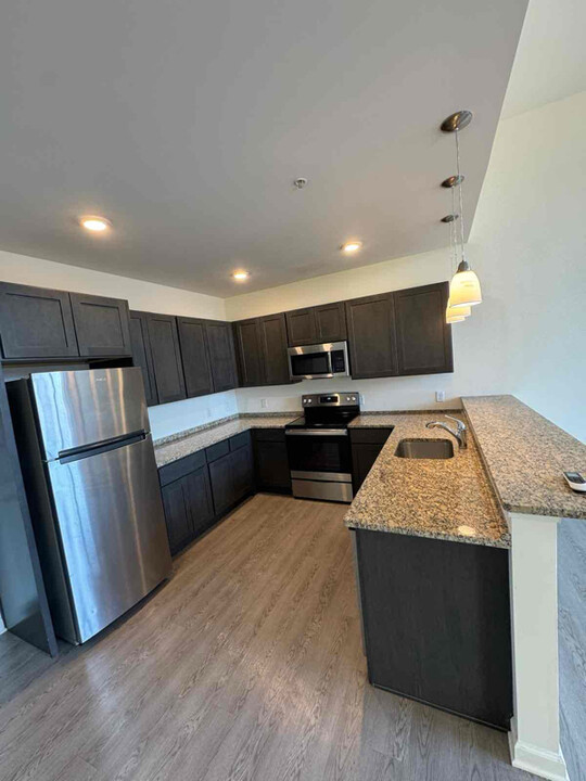 73 Washington St in Mount Holly, NJ - Building Photo