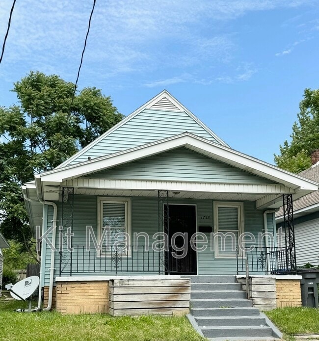 property at 1752 Finch St