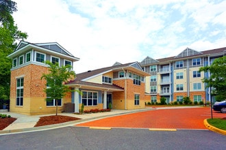 Diamond North Apartments in Virginia Beach, VA - Foto de edificio - Building Photo