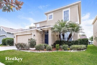 663 Breezeway Ct in Brandon, FL - Building Photo - Building Photo
