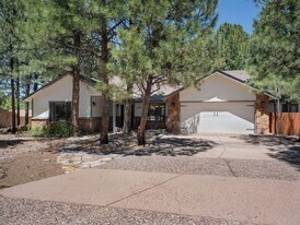 4842 Medina Way in Flagstaff, AZ - Building Photo