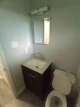223 Woodview Ave in Norfolk, VA - Building Photo - Building Photo