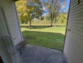 42542 Lilley Pointe Dr in Canton Township, MI - Building Photo - Building Photo