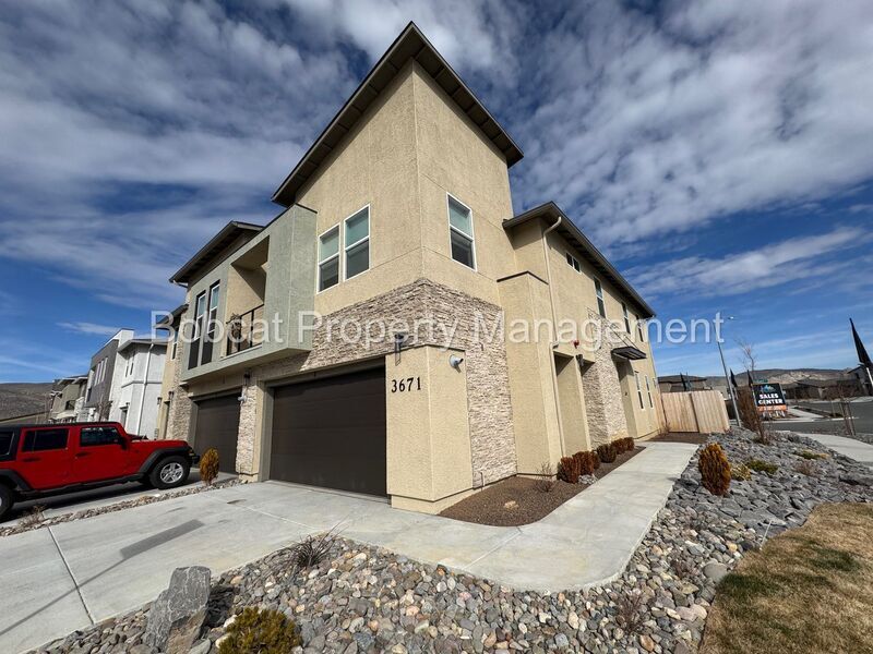3671 Pulsar Ln in Carson City, NV - Building Photo