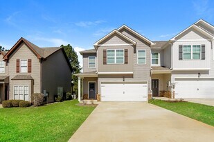 516 The Heights Ln in Calera, AL - Building Photo