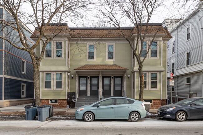 Squirrelwood Apartments in Cambridge, MA - Building Photo - Building Photo