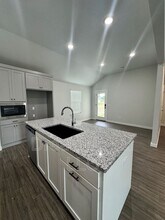 5327 Lily Ln in Goldsby, OK - Building Photo - Building Photo