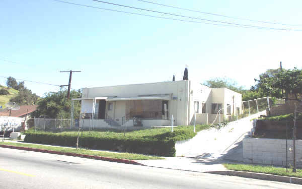 3210-3212 Griffin Ave in Los Angeles, CA - Building Photo - Building Photo