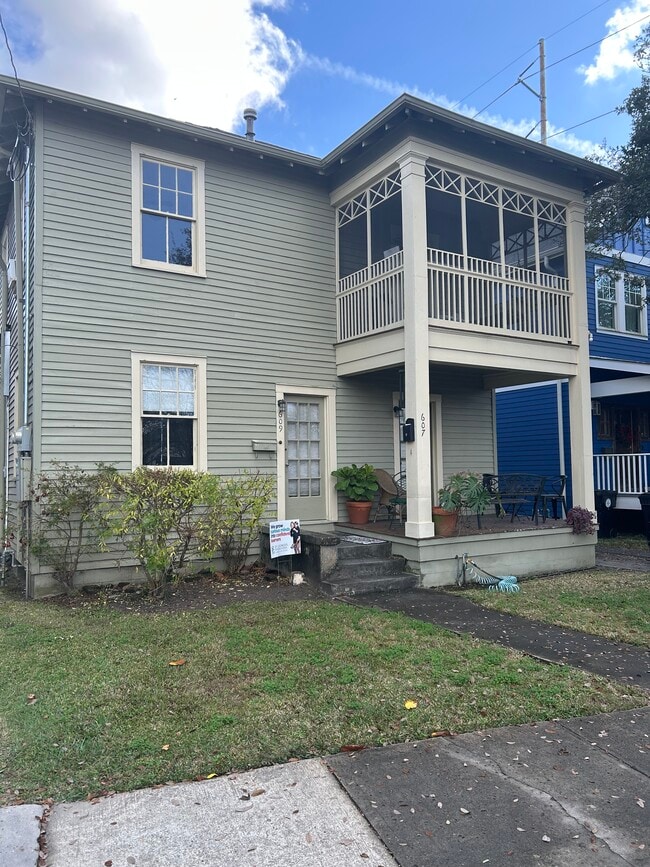 609 Jefferson Ave, Unit 607 Jefferson Avenue