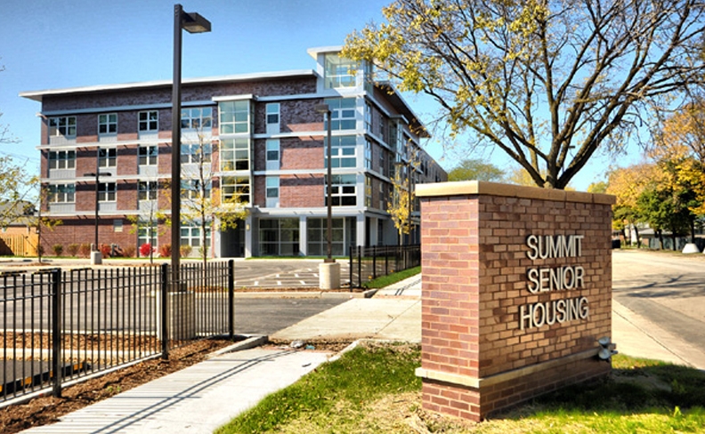 Summit Elderly Housing in Summit, IL - Building Photo