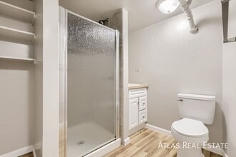 3237 Tucson St in Aurora, CO - Foto de edificio - Building Photo