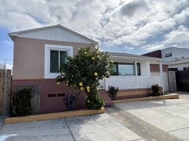 1815 Brookline St in San Diego, CA - Building Photo