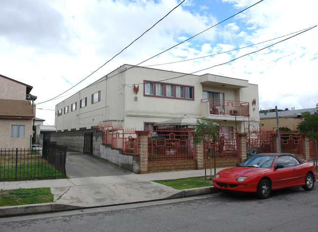 5260 Riverton Ave in North Hollywood, CA - Building Photo - Building Photo