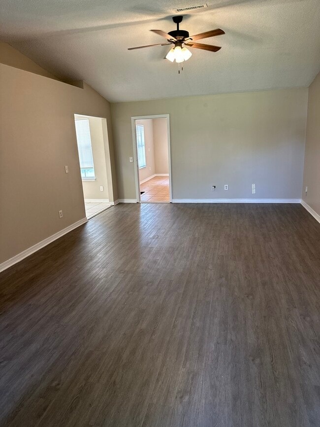 3005 Godwin Ln in Pensacola, FL - Building Photo - Building Photo