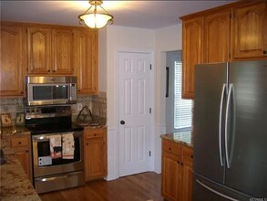 5601 Silver Fox Ln in Prince George, VA - Building Photo - Building Photo