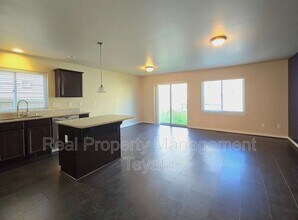 4716 Parker St in Bellingham, WA - Building Photo - Building Photo