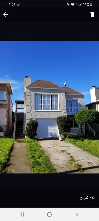 1132 S Mayfair Ave in Daly City, CA - Foto de edificio