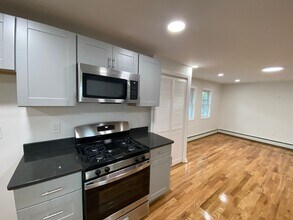 215 Borden Ave in Asbury Park, NJ - Building Photo - Building Photo