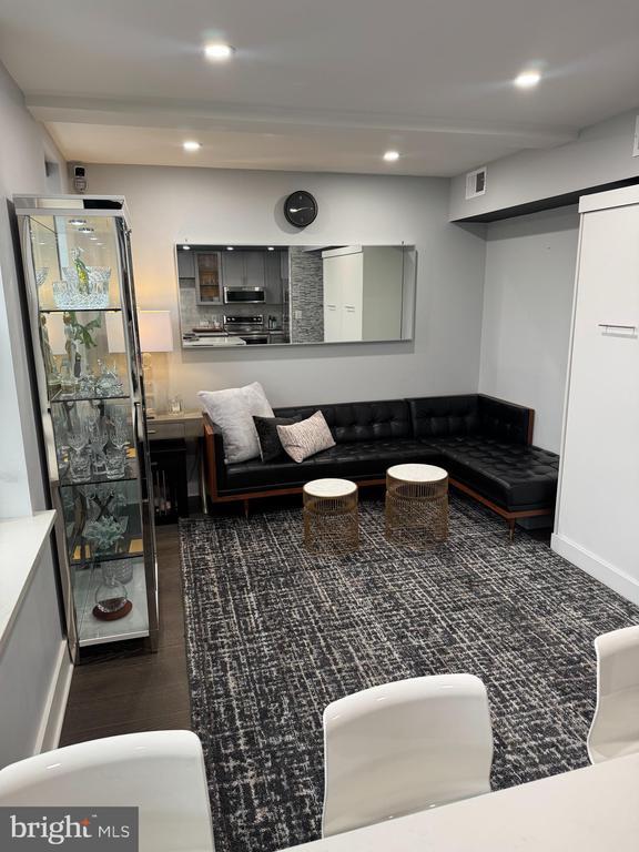 property at 1920 S St NW