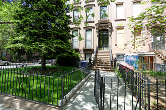 63 1st Pl in Brooklyn, NY - Building Photo - Building Photo