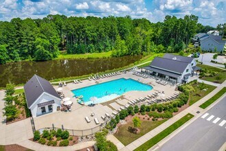 2930 Farmhouse Dr in Apex, NC - Building Photo - Building Photo