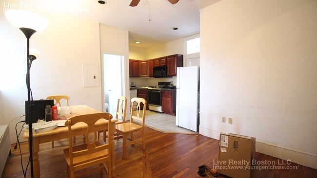 1258 Commonwealth Ave, Unit 25