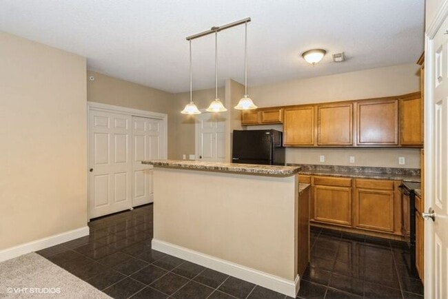 600 Grandview Ct in Iowa City, IA - Building Photo - Building Photo