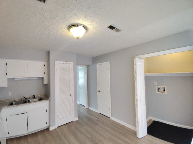 32 Ferguson Dr in Lynchburg, VA - Building Photo - Building Photo